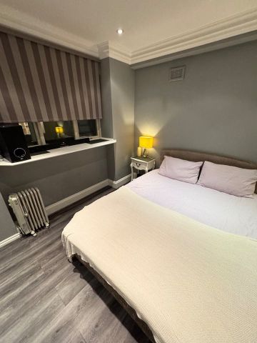 2 Bed Flat, Lancaster Gate, W2 - Photo 3
