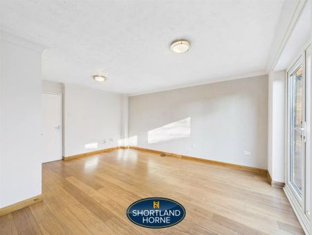 Lymington Drive, Longford, Coventry - Photo 2