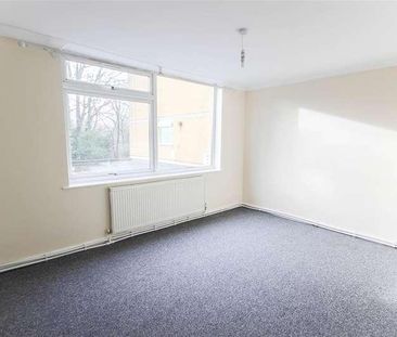 Chalfont Court, Bracken Lane, Southampton, SO16 - Photo 5