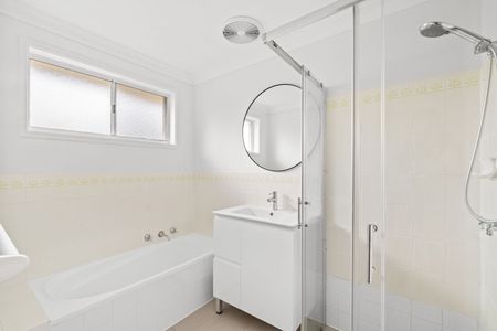 6 Debra Anne, Bateau Bay - Photo 3