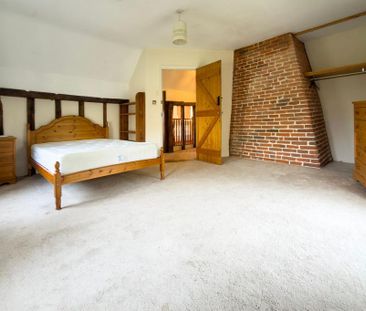 2 bedroom semi-detached house to rent - Photo 5