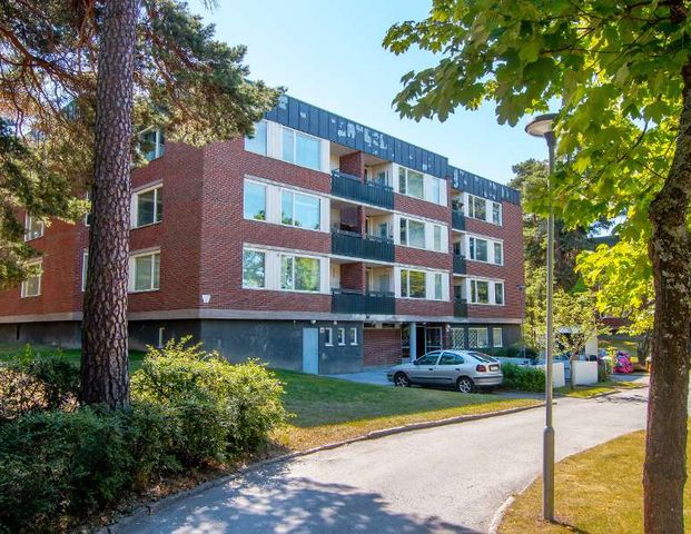 Carl-Johansgatan 8 - Foto 1