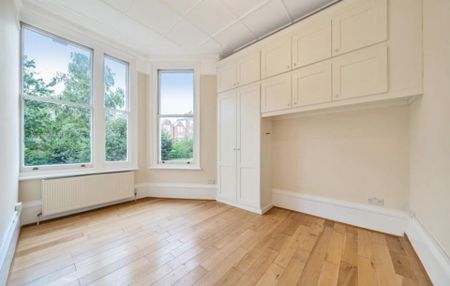 3 bedroom flat to rent - Photo 3