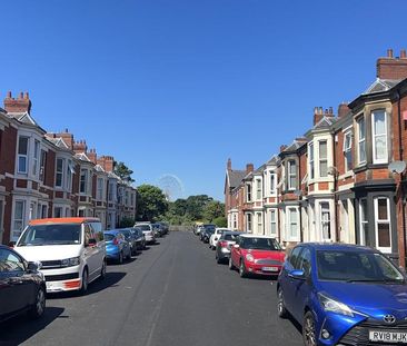 3 bedroom flat to rent - Photo 6