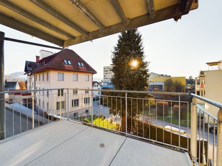 3.5 Zimmer-Wohnung in Gossau an ruhiger Lage mit grossem Balkon - Photo 2