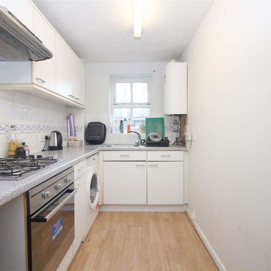 1 Bedroom Flat To Let - Photo 1