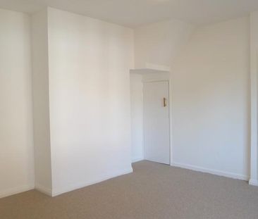 2 bedroom semi-detached house to rent - Photo 3