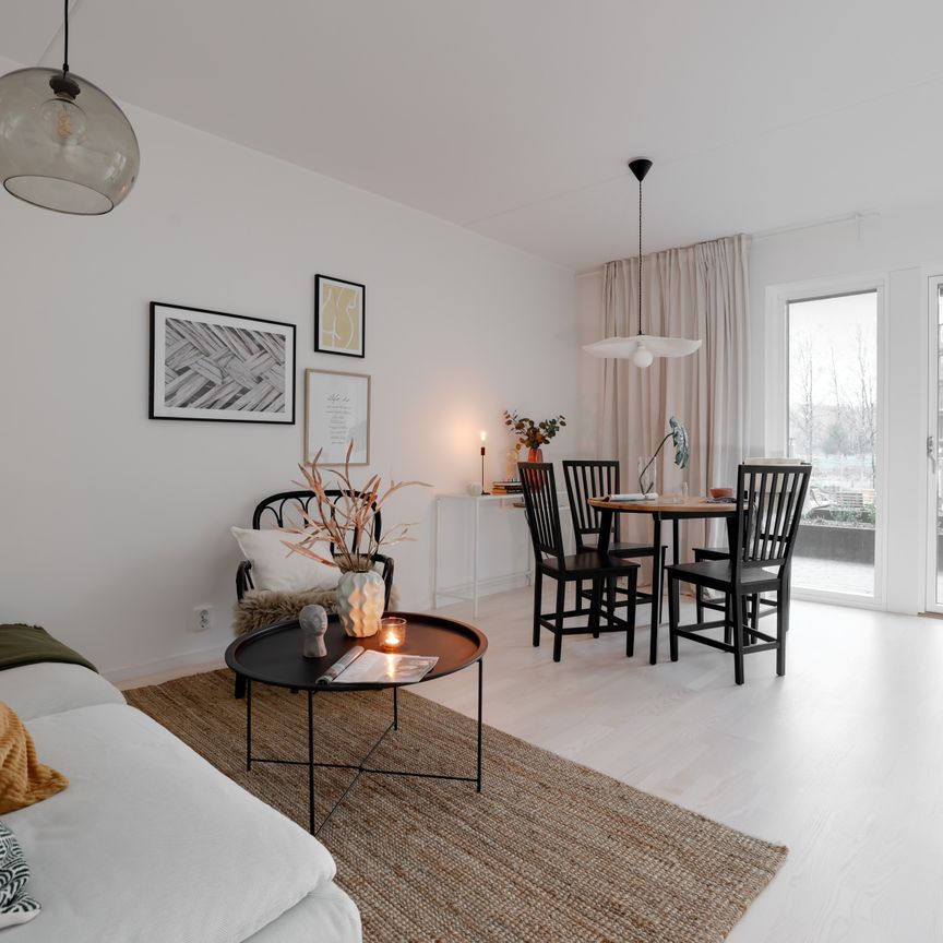 Karlsdalsallén, Örebro - Photo 1