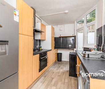 4 bedroom terraced to rent - Photo 6