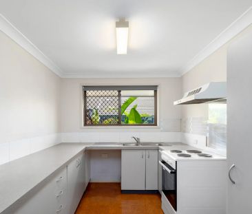 Convenient Living in Everton Park – 2 Bedroom Townhouse - Photo 2