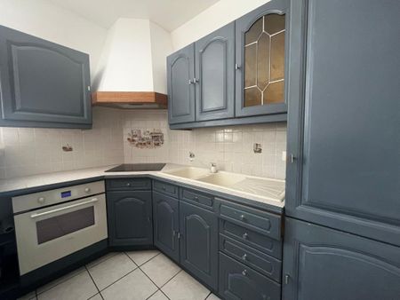 Location Appartement 2 pièces 47m² LAGNY SUR MARNE 77400 - Photo 5