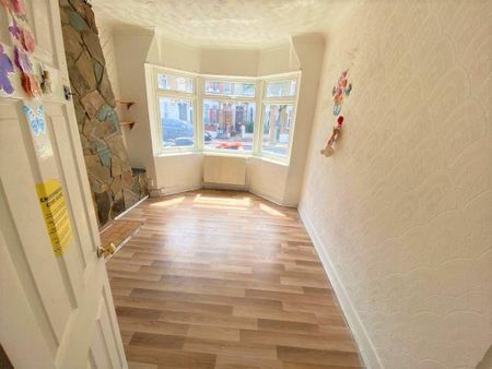 3 bedroom terraced house to rent - Photo 2