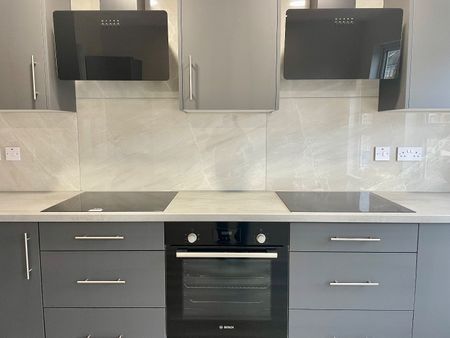 5 bed terraced house to rent in Meyrick Road, London, NW10 - Photo 5