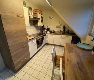 Gepflegte 2-Zimmer Dachgeschosswohnung in Aachen-Eilendorf - Photo 1