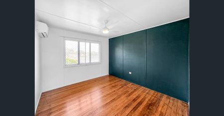 Three Bedroom Home Close to Gladstone Central - Photo 3