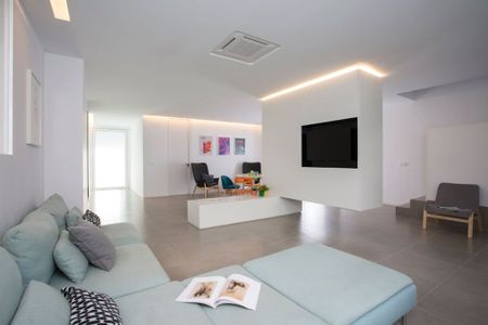 Carrer Jaume Roig, Rocafort, Valencian Community 46111 - Photo 2