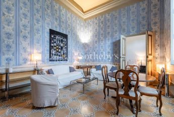 Elegante appartamento storico nel cuore di Lucca