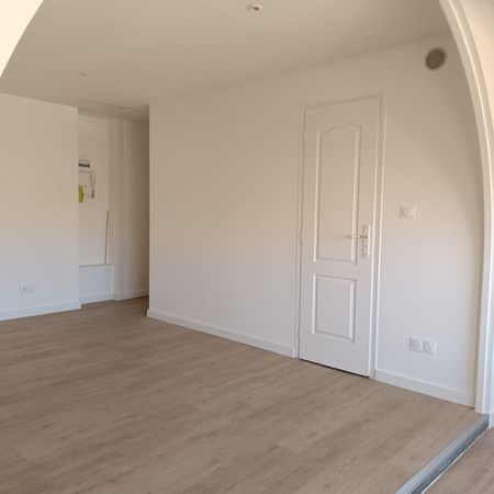 Location Appartement 1 pièce 20m² NARBONNE 11100 - Photo 4
