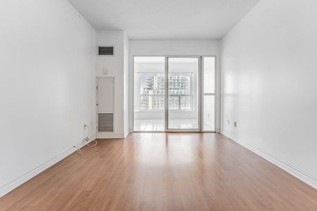 For Lease - 600 Queens Quay Unit# 930, Toronto, Ontario - Photo 4