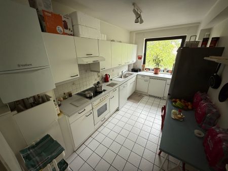 Gerenoveerd appartement met 2 slaapkamers - Photo 5