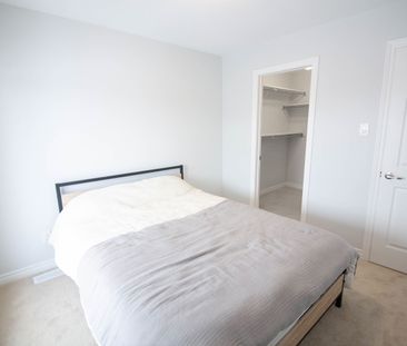 For Lease - 43 ZOISITE Private, Barrhaven, Ontario - Photo 1