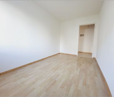 Living in the countryside and yet central! - Photo 6