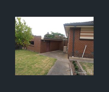 3 BEDROOM FAMILY HOME - Photo 6