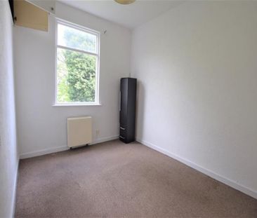 Wellington Road North, Stockport - Photo 2