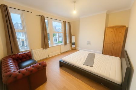 5 Bed Terraced House, Glenwood Road, N15 - Photo 4