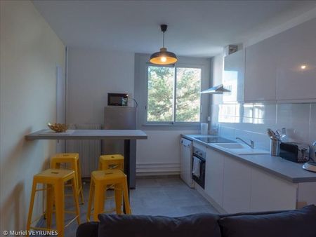 1 pièce - Meublé - 11,44 m² - 3ème étage - Colocation autorisée - Photo 3