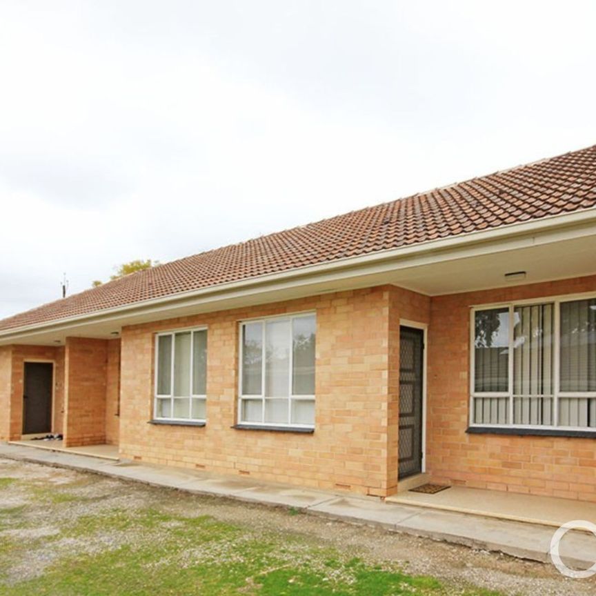 Open the Door to Effortless Living - Photo 1