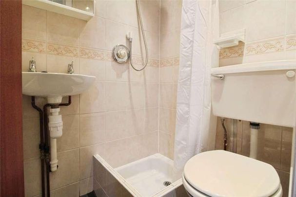 Rush Green Road, Romford, Essex, RM7 - Photo 1