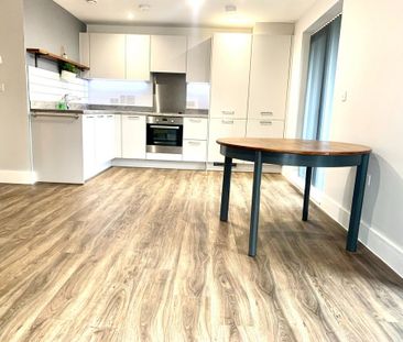 2 bedroom apartment to rent - Photo 2