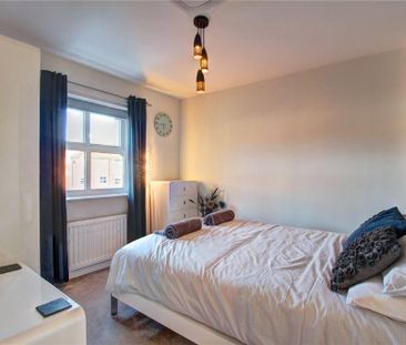 3 bedroom terraced house to rent - Photo 4