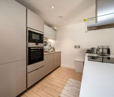2 bedroom flat to rent - Photo 4