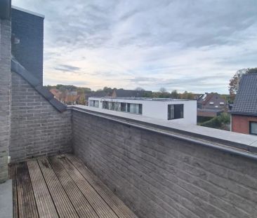 Appartement met 2 slpks en autostandplaats - Photo 1