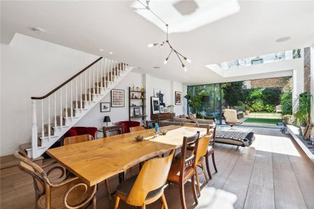 4 bedroom terraced house to rent - Photo 5