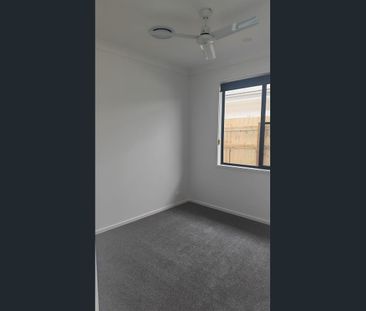 Brand New Spacious Family Home! Peaceful & Convenient!Pets upon app... - Photo 3