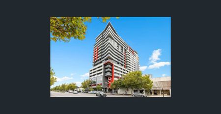 FURNISHED 1 BEDROOM APARTMENT WITH BRILLIANT VIEWS! - Photo 5