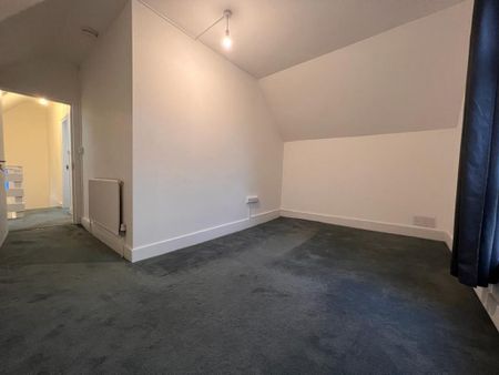 4 bedroom apartment to rent - Photo 5