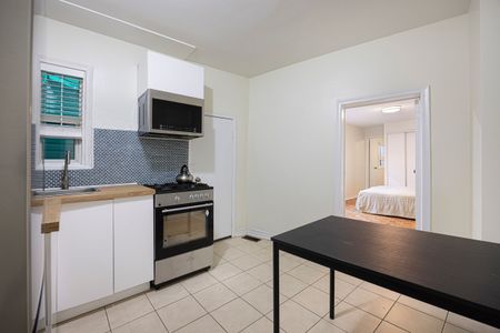 For Lease - 246 Niagara Street Unit# Main, Toronto, Ontario - Photo 3