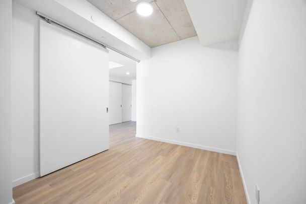 For Lease - 689 The Queensway Street Unit# 219, Toronto, Ontario - Photo 1