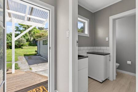 Comfort & Convenience For Rent! - Photo 3