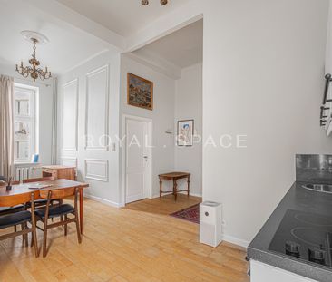 Stylowe mieszkanie w kamienicy | Hoża - Фото 3