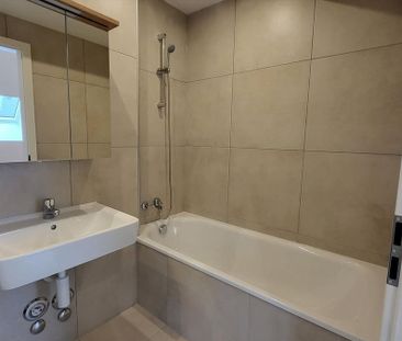 Charming 2.5-room attic apartment in Val-de-Travers - Photo 5