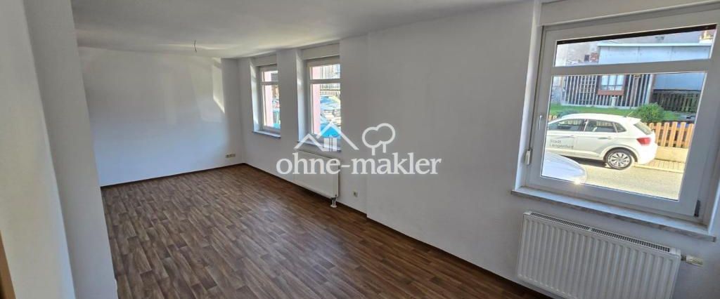 Sehr schöne 3-Raum Maisonette Wohnung mit Einbauküche im EG - Photo 1