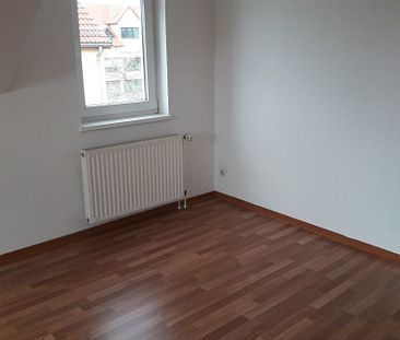 Große 2 Raumwohnung frisch renoviert, mit Balkon, im Dachgeschoss - Foto 4