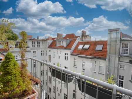 ab 1.12. befristet, sonnige, ruhige, möblierte 4-Zi., Dachgeschoss, Balkon, 3 Schlafzimmer, 2 Bäder - Foto 2