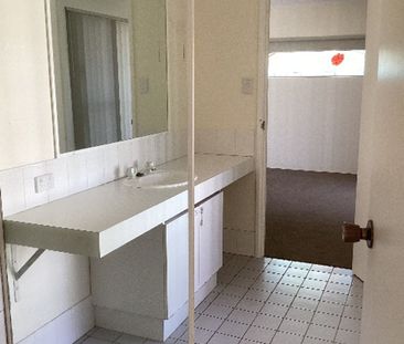 Neat and Tidy 3 BEDROOM HOME - Photo 6