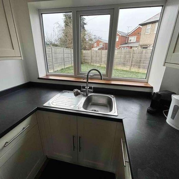 Brackendale Drive, Nuneaton, CV10 - Photo 1